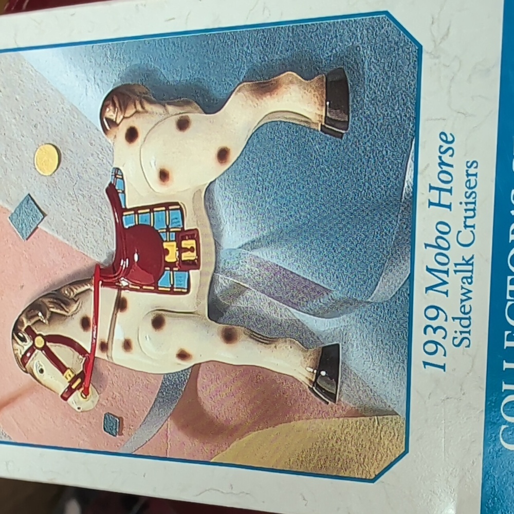 Hallmark Keepsake 1939 Mobo Horse Ornament - Cream and Red - Picture 2 of 7